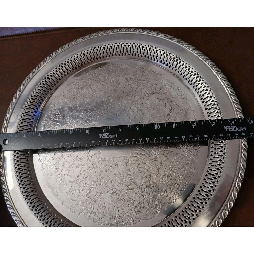 Vintage 1940s ONEIDA Silver Plated Ornate Design 14.5